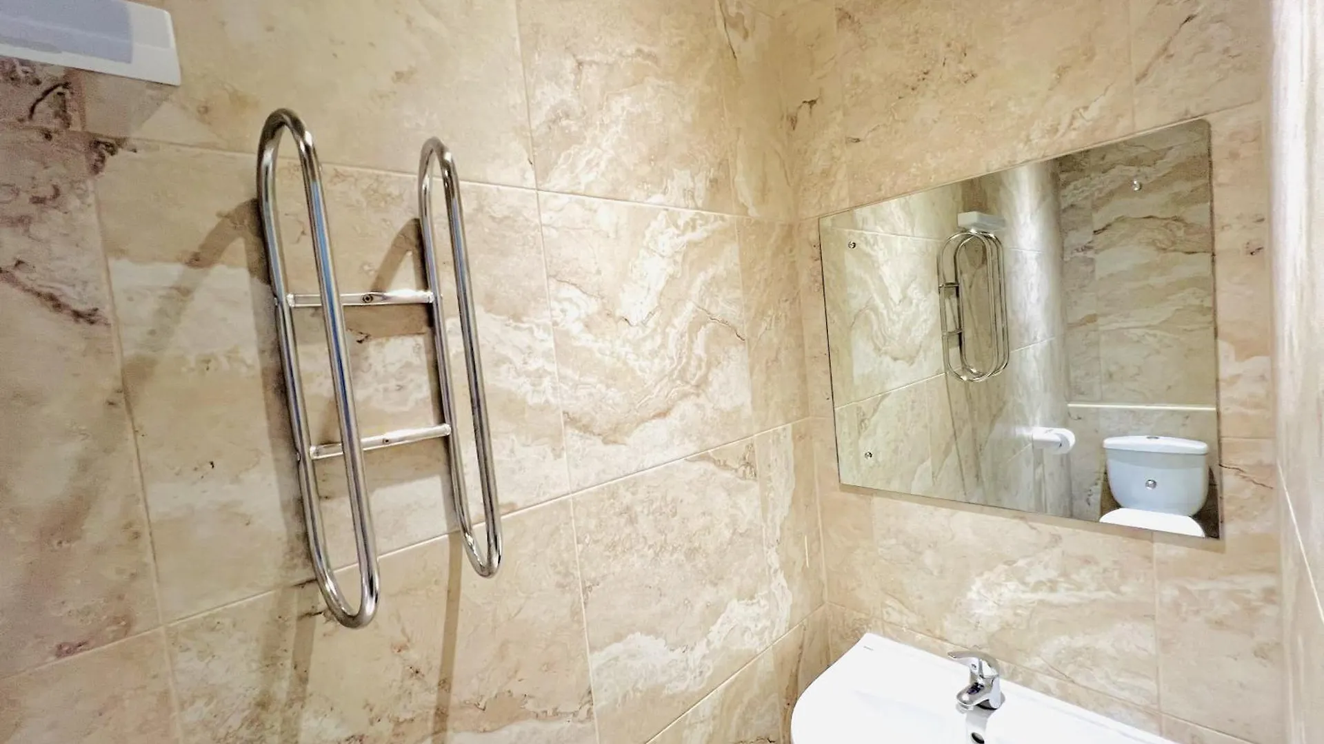 Temple Bar Central Apartment Dublin 0*,  Ireland